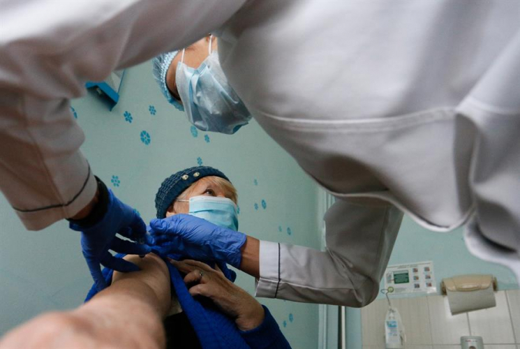 Como age uma vacina no organismo?