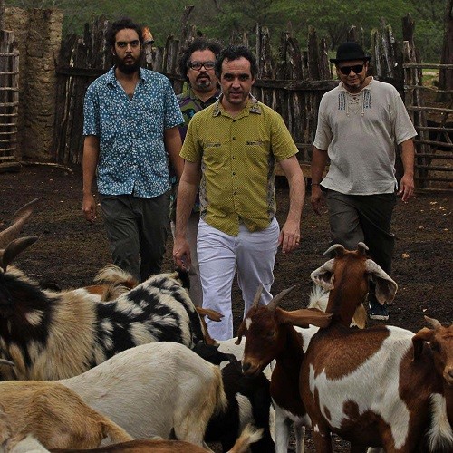 Cabruêra lança single ‘No Mar’