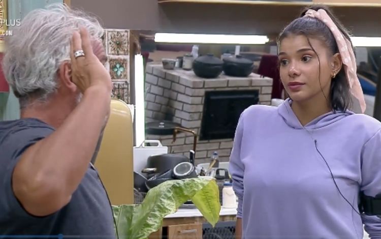 ‘A Fazenda 12’: Jakelyne perde a Prova de Fogo e briga com Mateus por causa da baia