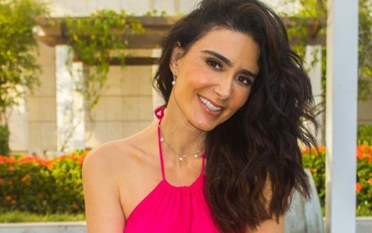 Atriz Cristiane Machado fala de projeto para ajudar vítimas de violência doméstica