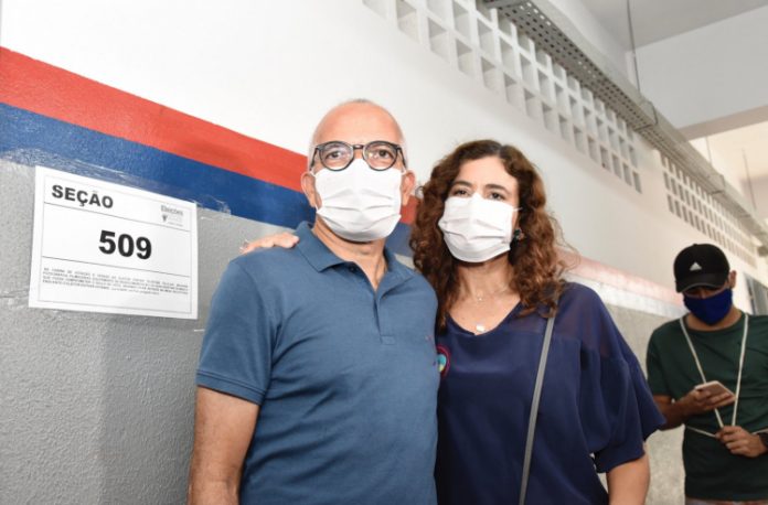 Edvaldo Nogueira derrota Delegada Danielle e é reeleito prefeito de Aracaju