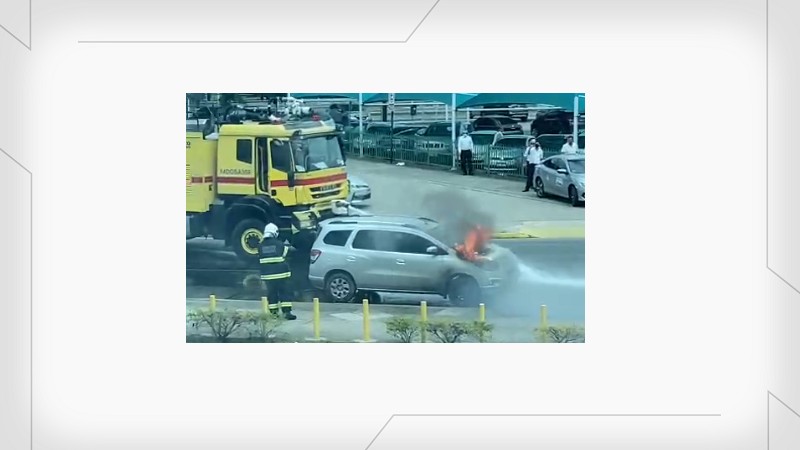 Incêndio atinge carro na área de embarque e desembarque do aeroporto de Bayeux, na PB