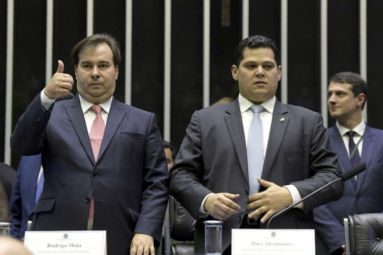 STF marca julgamento sobre reeleição para presidentes de Câmara e Senado para 4 de dezembro