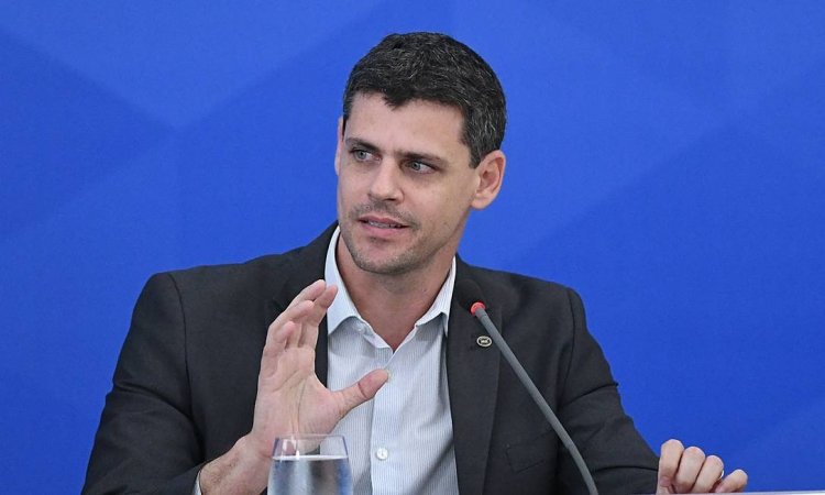 Permanência de ações econômicas pode trazer ‘estrago muito grande’ para economia, diz Bruno Funchal