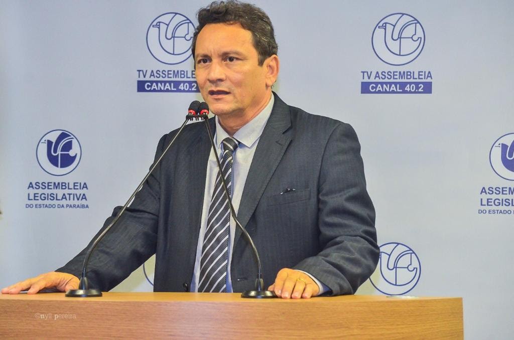 Prefeito de Brejo do Cruz, PB, Francisco Dutra, é diagnosticado com Covid-19