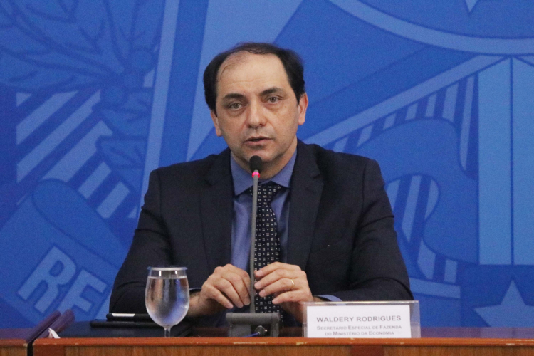 PIB brasileiro deve cair 4,5% em 2020, estima Waldery Rodrigues