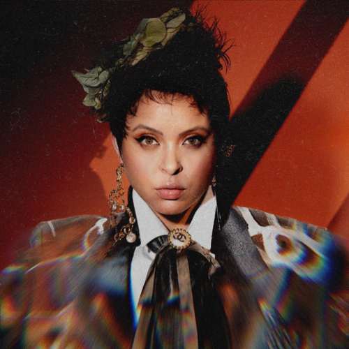 Kell Smith conta que novo álbum foi fruto do ‘caos’ em sua vida pessoal