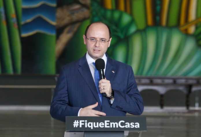 Em parceria com Tiktok, SP lança campanha para incentivar alunos e minimizar evasão escolar