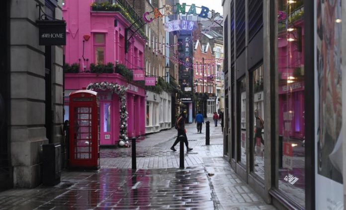 Nova cepa acelera transmissão do coronavírus em 70%, afirmam cientistas