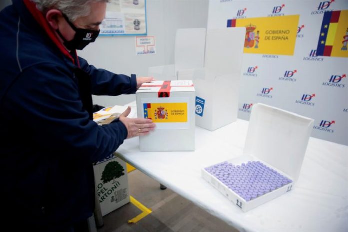 Espanha inicia vacinação contra a Covid-19 imunizando idosa de 96 anos