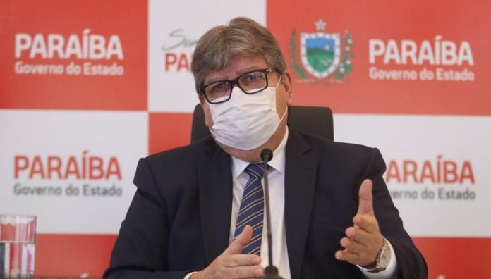 Depois que vacina chegar, Governo da Paraíba que distribuir lotes a todos os municípios em 24h