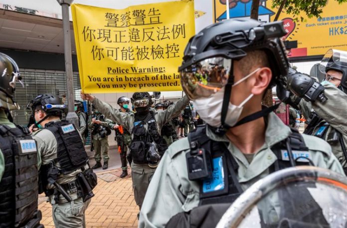 Estados Unidos chamam China de ‘ditadura frágil’ após condenação de ativistas