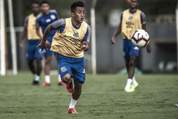 Fifa condena Cueva e Pachuca a pagar mais de R$ 37 milhões ao Santos