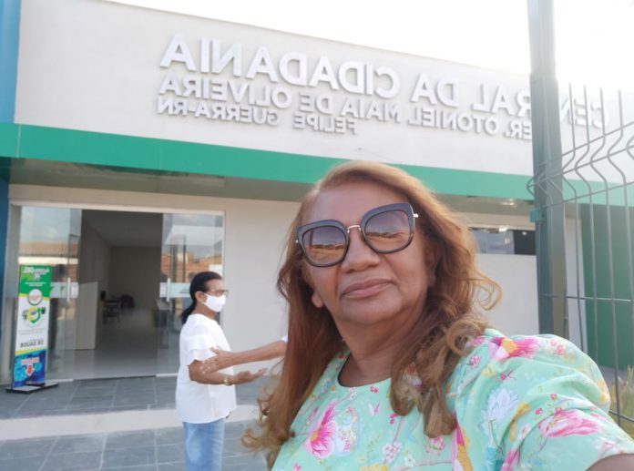 Fátima Maia permanecerá como Secretária de Assistência Social no Governo de Salomão Gomes.