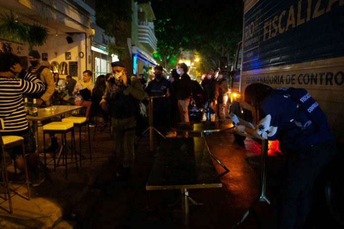 Após ação movida pela Abrasel, Justiça permite comercialização de bebidas alcóolicas em BH