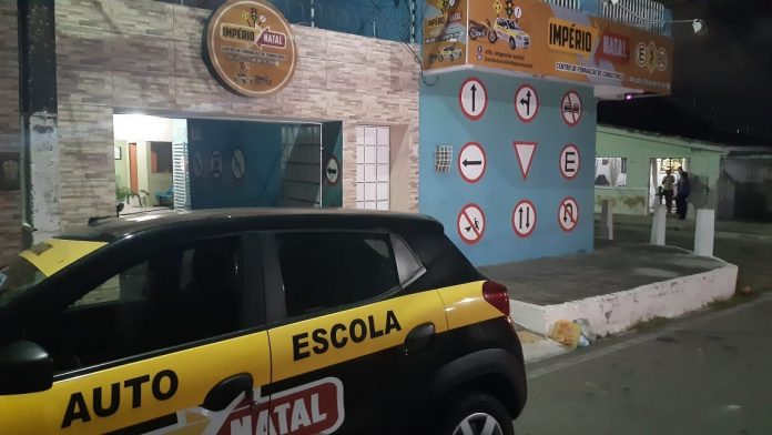 Três autoescolas são assaltadas em um intervalo de 24 horas em Natal
