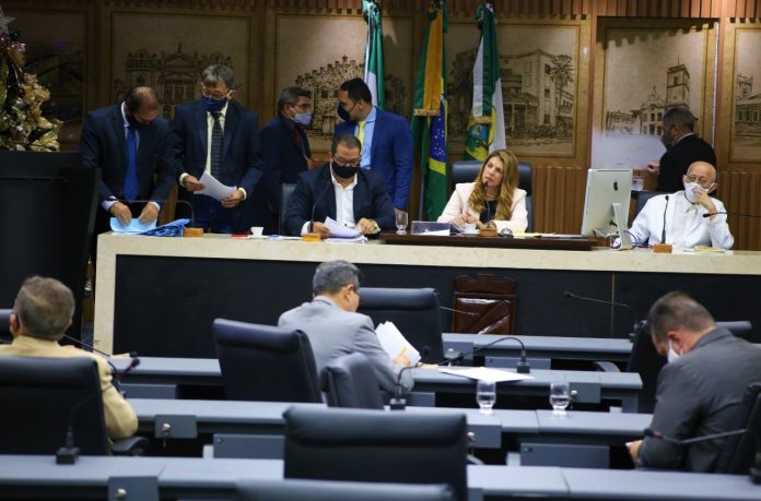 Vereadores de Natal aprovam em primeira discussão Lei Orçamentária para 2021