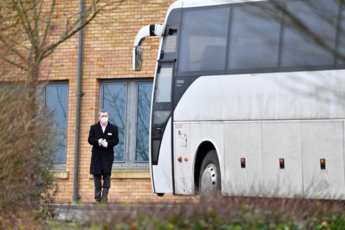 Holanda, Itália e Bélgica proíbem viagens do Reino Unido para impedir entrada de variante da Covid-19