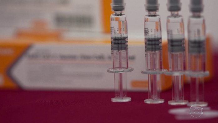 Governadora do RN negocia compra de doses da Coronavac