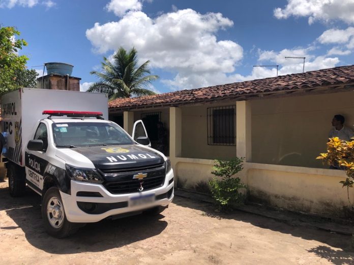 Homem é suspeito de matar pai e mãe a facadas em Pedras de Fogo, na Paraíba