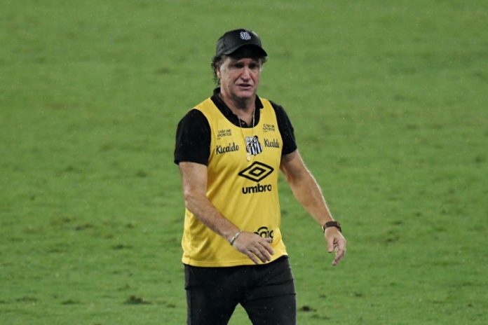 Cuca relata drama com sintomas da Covid-19: ‘O médico do Santos salvou minha vida’