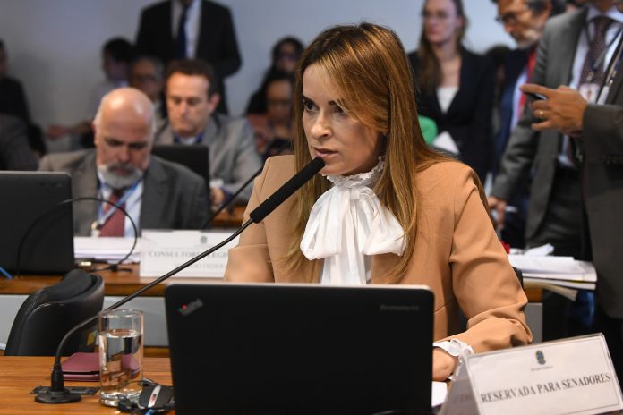 Nome da senadora Daniela Ribeiro é usado por suspeitos para aplicar golpes