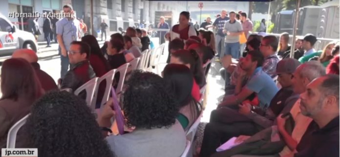 Desemprego bate novo recorde em outubro e atinge 13,8 milhões de brasileiros