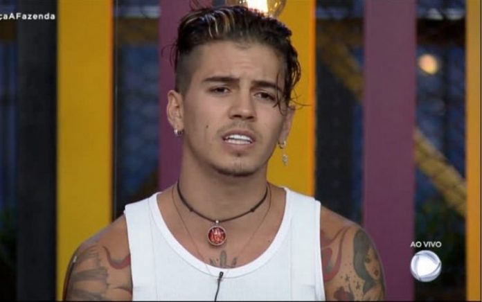Público acusa Biel de descumprir regra em ‘A Fazenda’ e pede expulsão