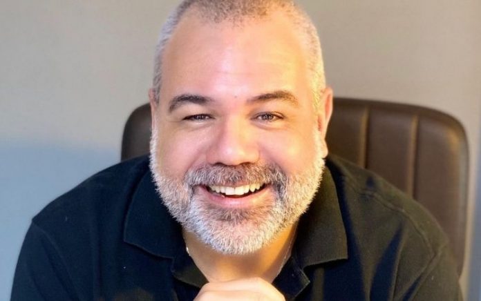 Com memórias Marcos Montenegro e depoimentos Claudia Raia e Falabella, livro ‘Ser artista’ é um guia de carreira