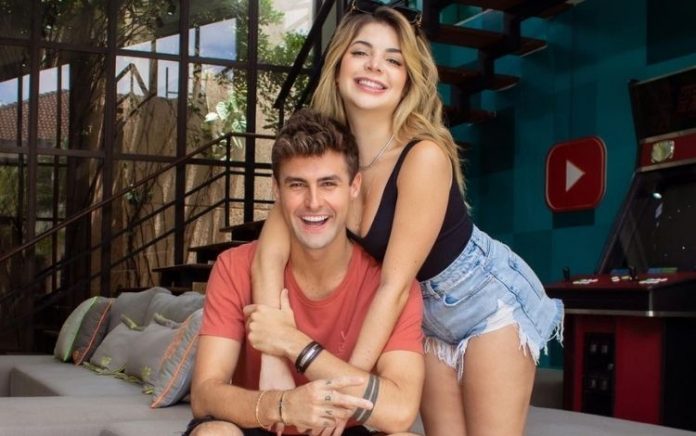Gkay termina com Rezende: ‘Quer ficar de casal na internet e de putaria na vida real’