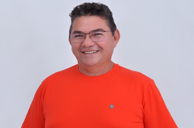 Vereador Marcos Aurélio reúne credencias para presidir o Legislativo felipense.