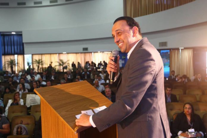 ‘Meu problema durante a pandemia foram decisões tecnocratas de Doria’, diz prefeito de São José dos Campos