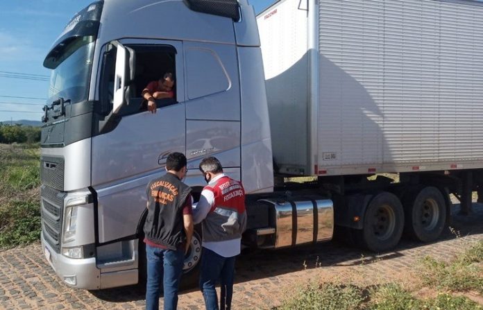 Operação da Sefaz apreende carga de 40 caminhões com documentação irregular na PB