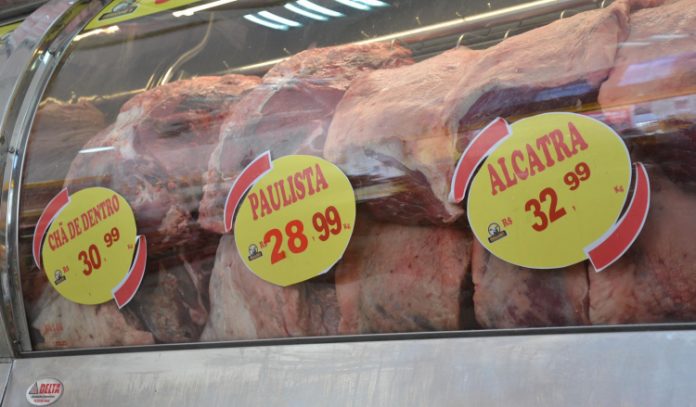 Alta da carne vai continuar e deixar ‘ceia de Natal mais cara’, diz associação