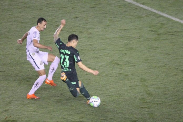 Santos e Palmeiras empatam e perdem chance de encostar no líder do Brasileirão