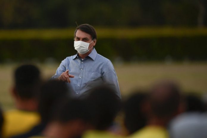 Palco de crises e embates, ‘cercadinho’ do Alvorada marcou segundo ano do governo Bolsonaro