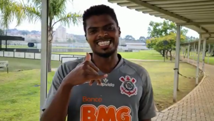 Recuperado da Covid-19, Jemerson volta aos treinos e deve estrear pelo Corinthians no clássico