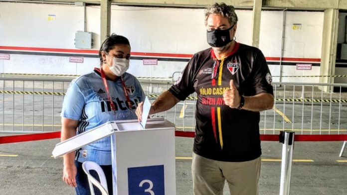 Julio Casares é eleito presidente do São Paulo