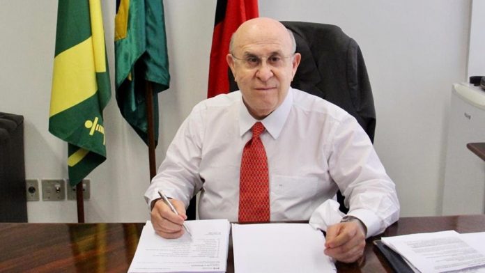 Senador Ney Suassuna testa positivo para Covid-19