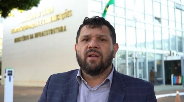 Moraes decreta prisão preventiva de blogueiro Oswaldo Eustáquio