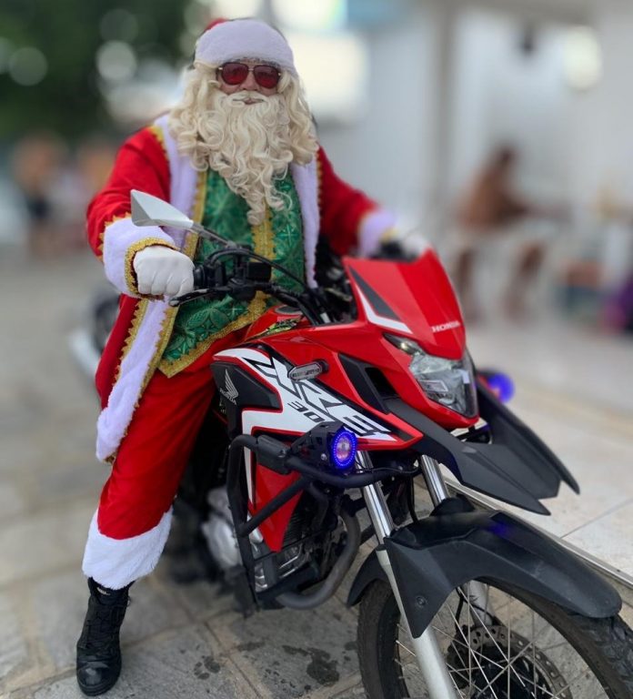 ‘Papai Noel’ entrega presentes por delivery durante pandemia, na PB: ‘Mudou muita coisa’