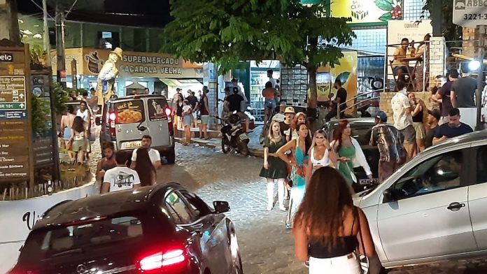 Praia da Pipa terá barreira sanitária e restrição de acesso na virada de ano