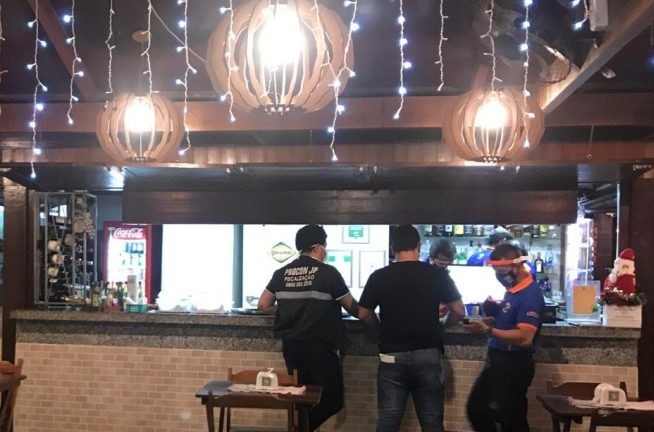 Procon autua 7 estabelecimentos que descumpriram medidas preventivas à Covid-19, em João Pessoa