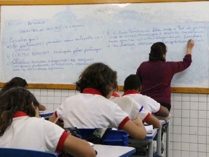 Governo do RN nomeia 1.336 professores para a rede estadual de ensino