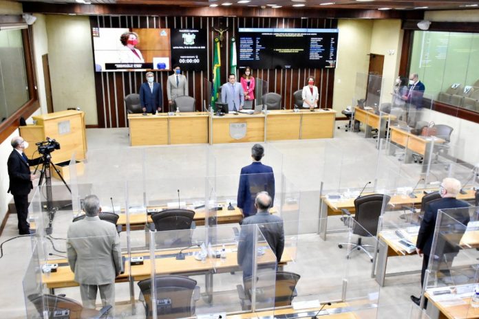 Assembleia promulga lei que autoriza transferência direta de emendas parlamentares aos municípios do RN