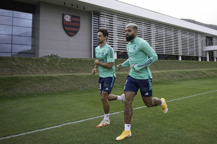 Três meses após surto, Rodrigo Caio revela que ainda tem sintomas da Covid-19