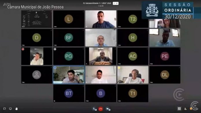 Vereadores de João Pessoa aprovam nova proposta para aumentar os próprios salários