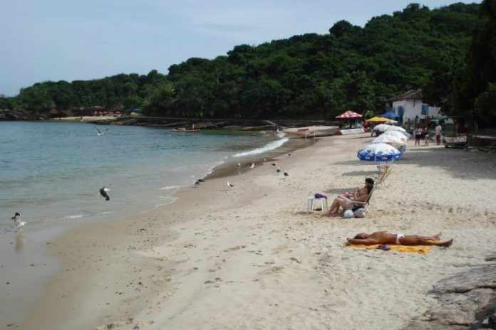 Justiça proíbe entrada de turistas em Búzios até o fim de dezembro