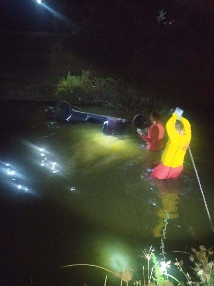 Adolescente de 16 anos morre após perder controle e cair com carro dentro de rio no RN