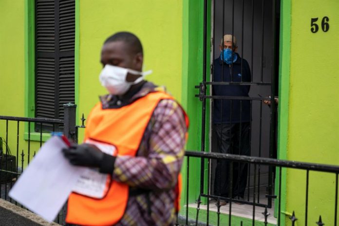 Covid-19: África compra 400 milhões de doses da vacina da AstraZeneca